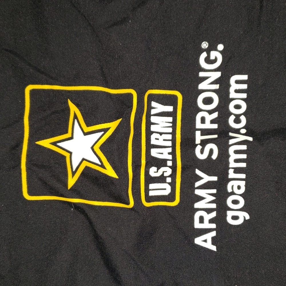 New Army Strong Drawstring Sling Backpack - Picture 2 of 6
